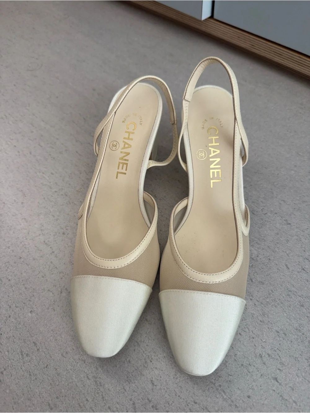 CHANEL Beige and Cream Two-Tone Slingback Pumps